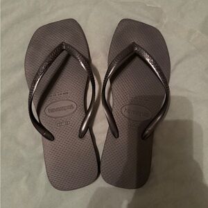 Havaianas Square Toe women’s 7
